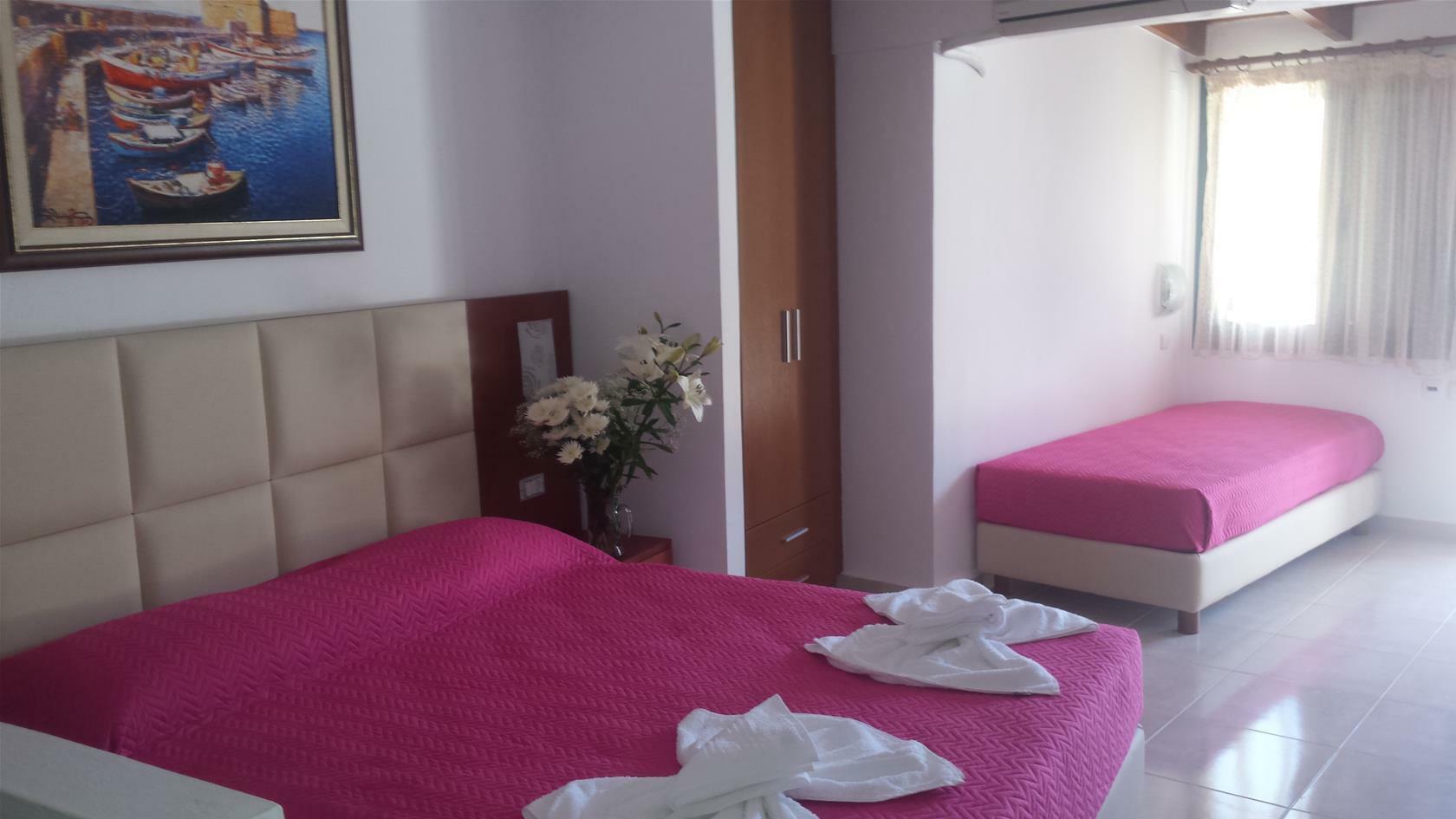 Mariamare Apts Stalida Екстериор снимка